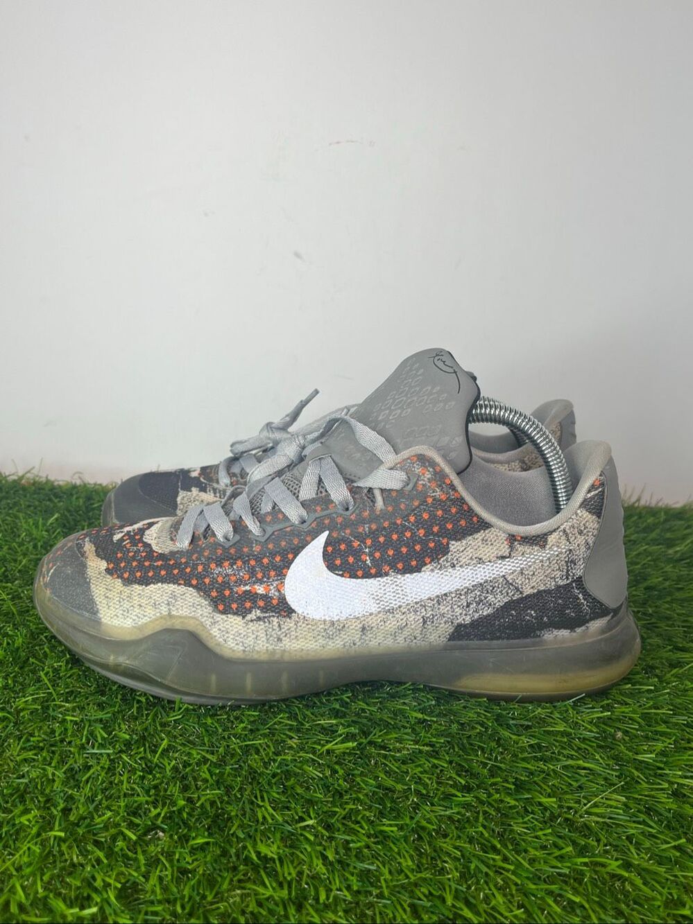 Nike Kobe X 10 GS Blackout Grey Orange 726067-001 Youth 7Y Women's 8.5 Basketbal
